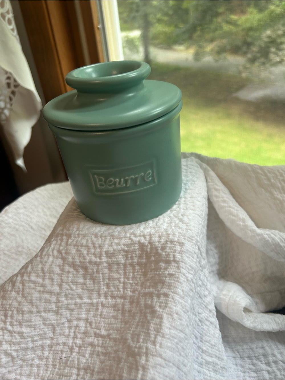 Matte Sage Ceramic Butter Crock - Elegant Kitchen Storage - Picture 4 of 8